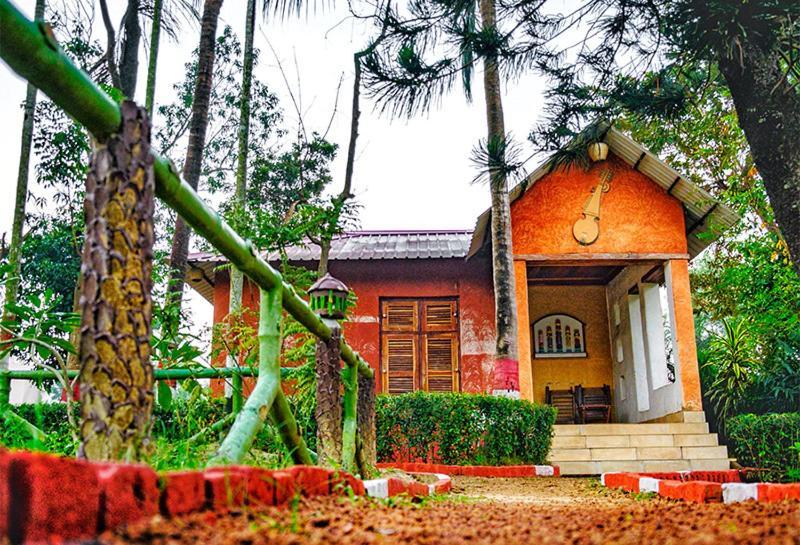 Raktokorobi Karu Gram Hotel Sri Niketan Exterior photo